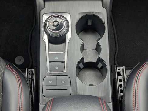Used 2025 Ford Escape ST-Line AWD/4WD image 25