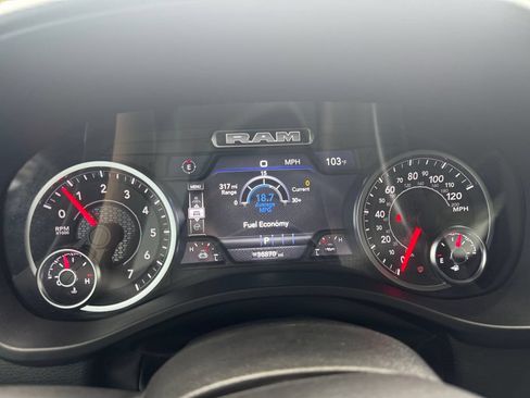 Used 2025 RAM 1500 Warlock AWD/4WD image 40