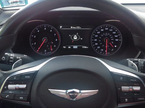 Used 2021 Genesis G70 3.3T w/ Prestige Package image 9