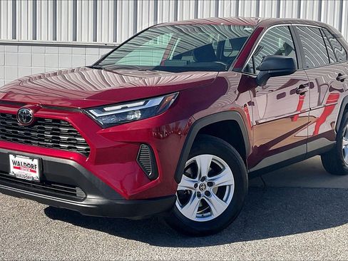 Used 2024 Toyota RAV4 LE image 2