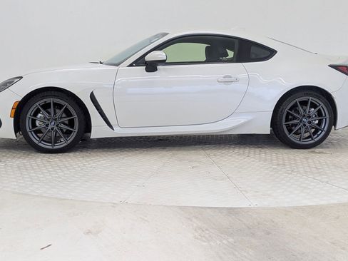 Used 2023 Subaru BRZ Limited image 2