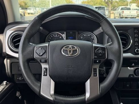 Used 2023 Toyota Tacoma SR5 RWD image 13