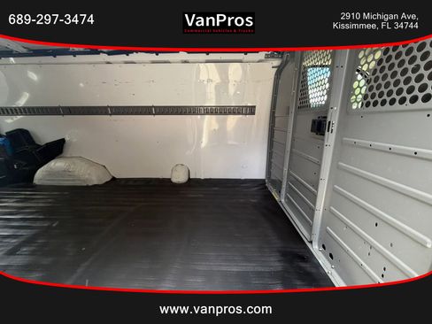 Used 2013 Chevrolet Express 3500 Extended RWD image 15