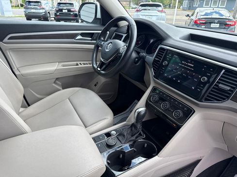 Used 2018 Volkswagen Atlas SEL AWD/4WD image 10