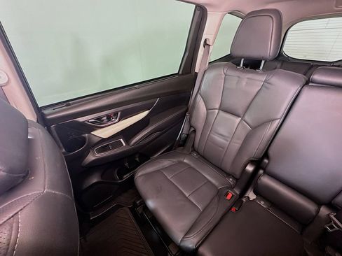 Used 2020 Subaru Ascent Limited w/ Popular Package #4 image 12