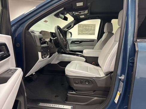 New 2026 Chevrolet Tahoe Premier w/ Sun And Tow Package image 21