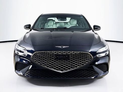 Used 2025 Genesis G70 2.5T RWD image 3