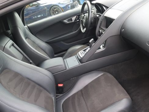 Used 2016 Jaguar F-TYPE Convertible RWD image 19