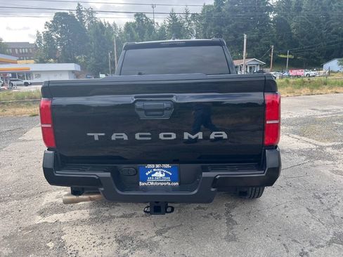 Used 2025 Toyota Tacoma SR5 RWD image 6