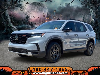 New 2025 Honda Pilot TrailSport