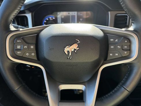 Used 2022 Ford Bronco Outer Banks image 27