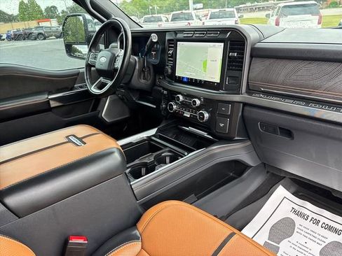 Used 2023 Ford F450 Platinum w/ Camper Package AWD/4WD image 14