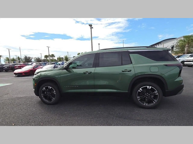 New 2027 Chevrolet Traverse LT w/ Sun and Wheel Package FWD image 24