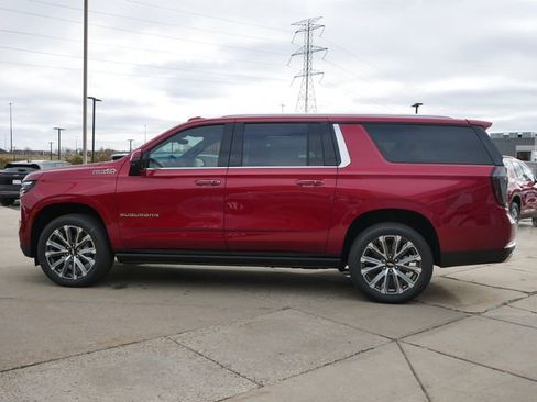 New 2026 Chevrolet Suburban High Country AWD/4WD image 4