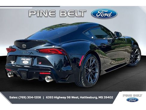 Used 2026 Toyota Supra Premium w/ Driver Assist Package RWD image 11