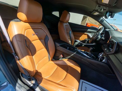 Used 2017 Chevrolet Camaro SS image 31