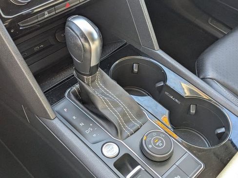 Used 2021 Volkswagen Atlas SEL image 18