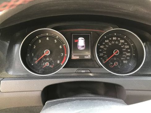 Used 2015 Volkswagen GTI 4-Door FWD image 4