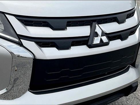 Used 2023 Mitsubishi Outlander Sport ES image 28