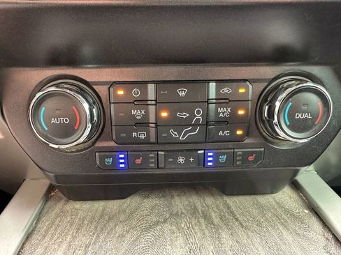 Used 2019 Ford F250 Lariat w/ Lariat Value Package image 24