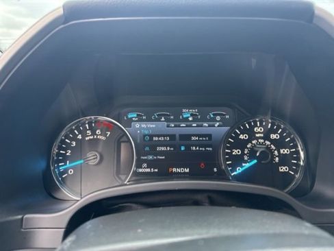 Used 2019 Ford F150 Lariat w/ Equipment Group 502A Luxury AWD/4WD image 25