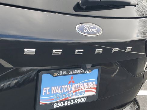 Used 2023 Ford Escape ST-Line image 27