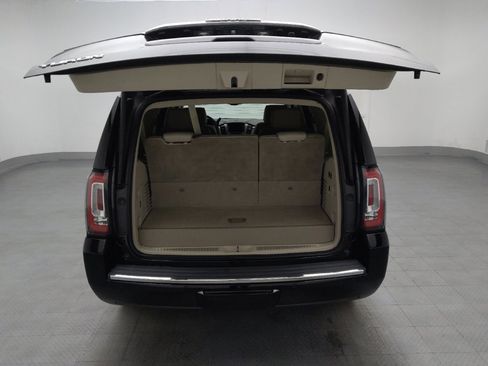 Used 2015 GMC Yukon Denali w/ Touring Package AWD/4WD image 29