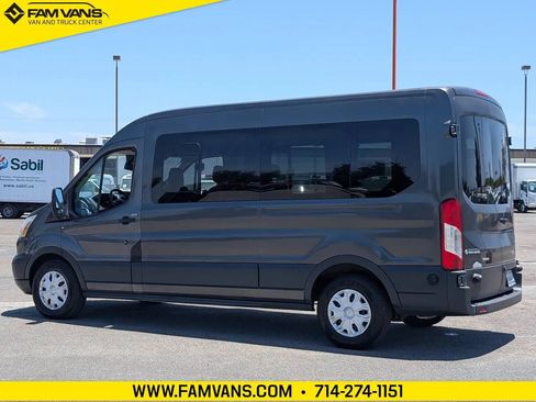 Used 2016 Ford Transit 350 XLT RWD image 5