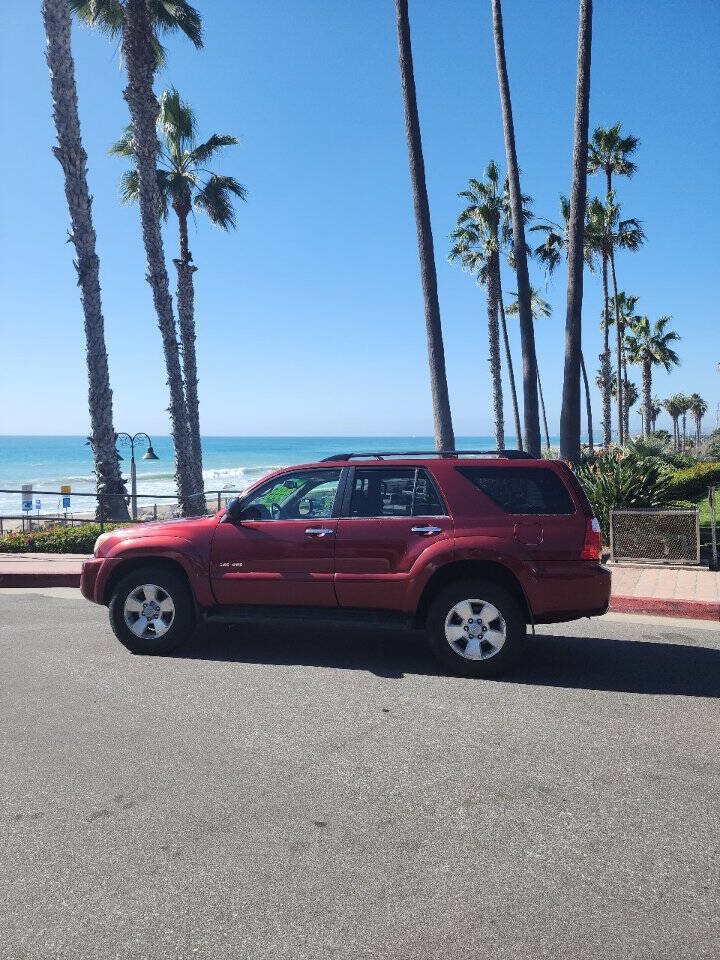 Used 2006 Toyota 4Runner SR5 AWD/4WD image 1