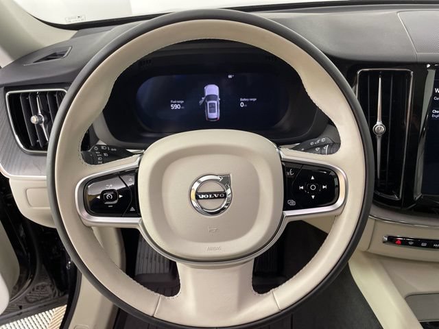 Certified 2025 Volvo XC60 T8 Plus w/ Protection Package Premier AWD/4WD image 12