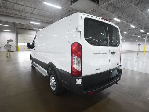 Used 2024 Ford Transit 250 Low Roof AWD w/ Exterior Upgrade Package image 32