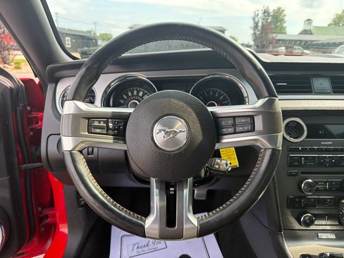 Used 2014 Ford Mustang Premium RWD image 10
