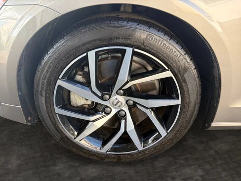 Used 2019 Volvo S60 T6 Momentum AWD/4WD image 35
