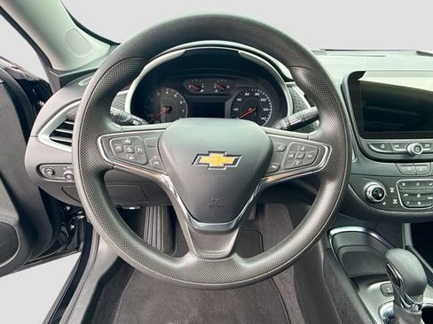 Used 2024 Chevrolet Malibu LT FWD image 15