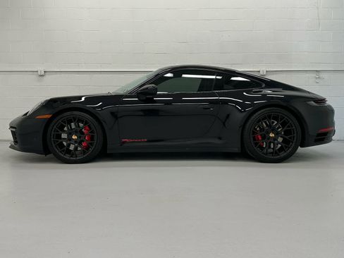 Used 2020 Porsche 911 Carrera 4S AWD/4WD image 3