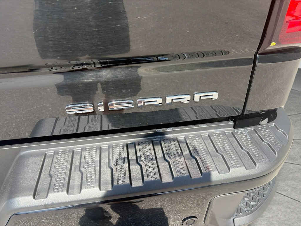 Used 2023 GMC Sierra 1500 Denali AWD/4WD image 8
