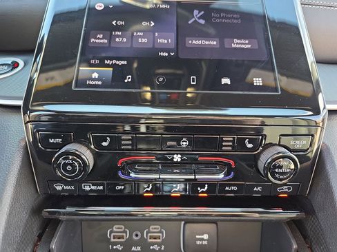 New 2026 Jeep Grand Cherokee L 4WD image 23