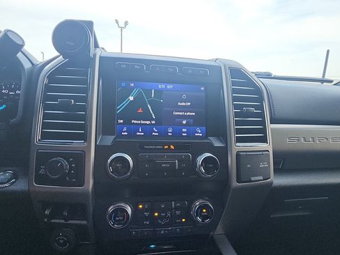 Used 2021 Ford F250 Platinum w/ FX4 Off-Road Package AWD/4WD image 14