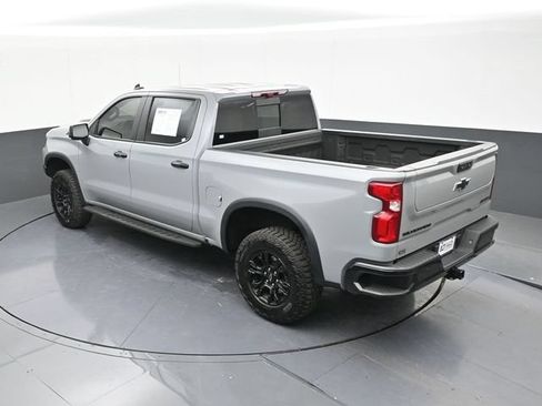 Used 2024 Chevrolet Silverado 1500 ZR2 w/ Technology Package AWD/4WD image 65
