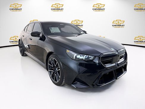Used 2025 BMW M5 w/ Executive Package image 1