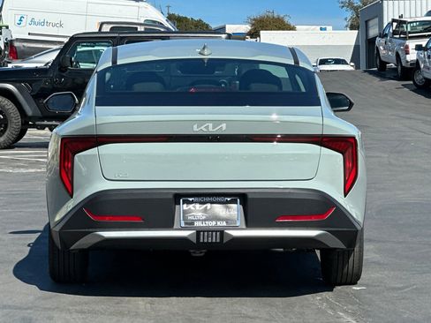 New 2026 Kia K4 LXS image 5