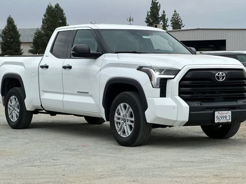 Used 2022 Toyota Tundra SR5 image 10