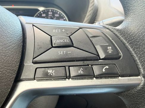 Used 2024 Nissan Sentra SV FWD image 20