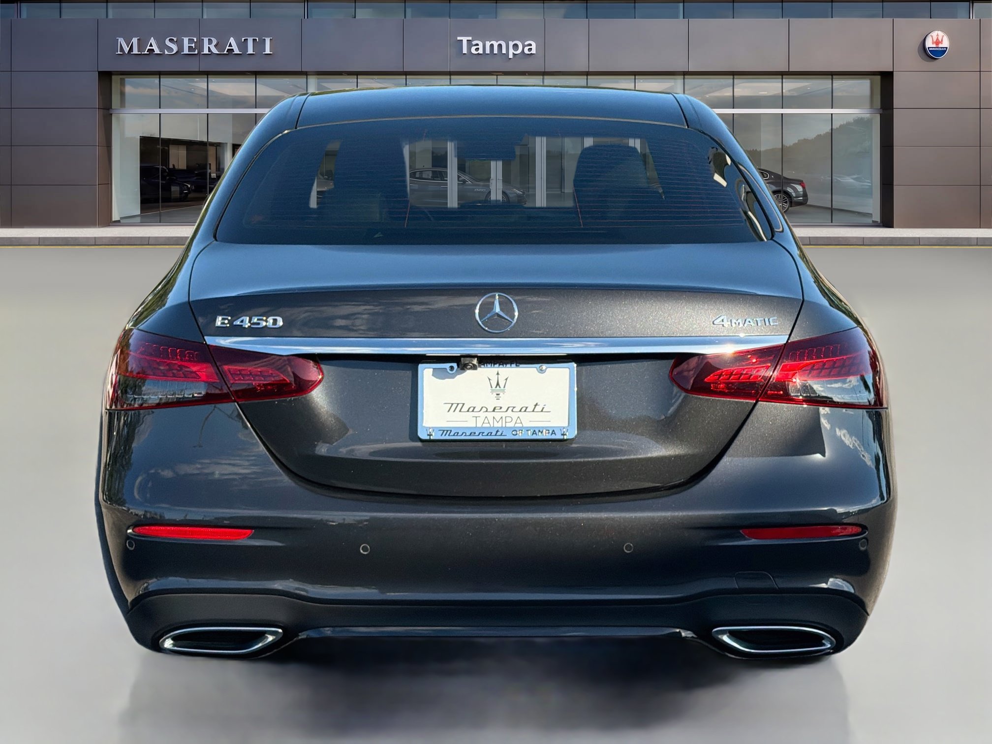 Used 2021 Mercedes-Benz E 450 4MATIC Sedan image 4