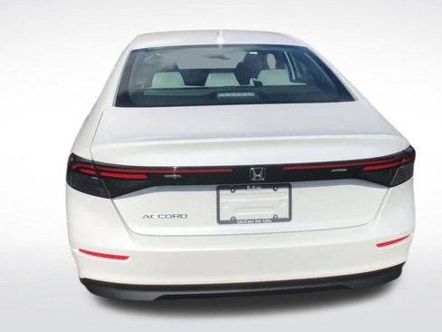 New 2025 Honda Accord LX image 8