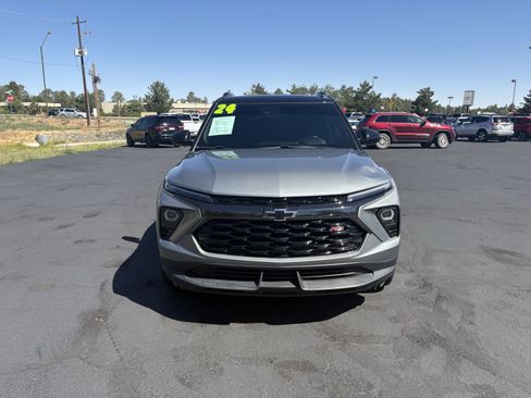 Used 2024 Chevrolet TrailBlazer RS FWD image 4