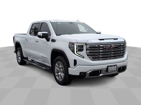 Certified 2024 GMC Sierra 1500 Denali w/ Technology Package AWD/4WD image 3