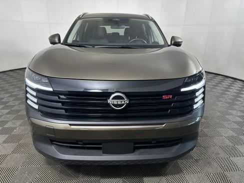 Certified 2025 Nissan Kicks SR image 8