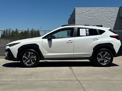 Used 2026 Subaru Crosstrek 2.5i Premium AWD/4WD image 6