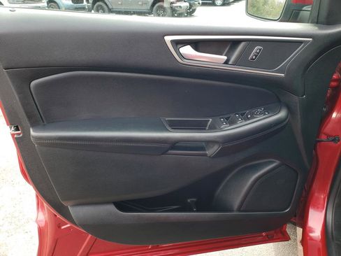 Used 2023 Ford Edge SEL w/ Convenience Package image 10